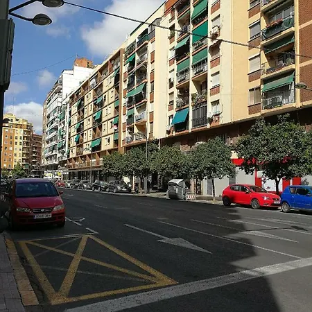Centrico Apartamento En Valencia Proximo Parada De Metro Angel Guimera Exterior photo